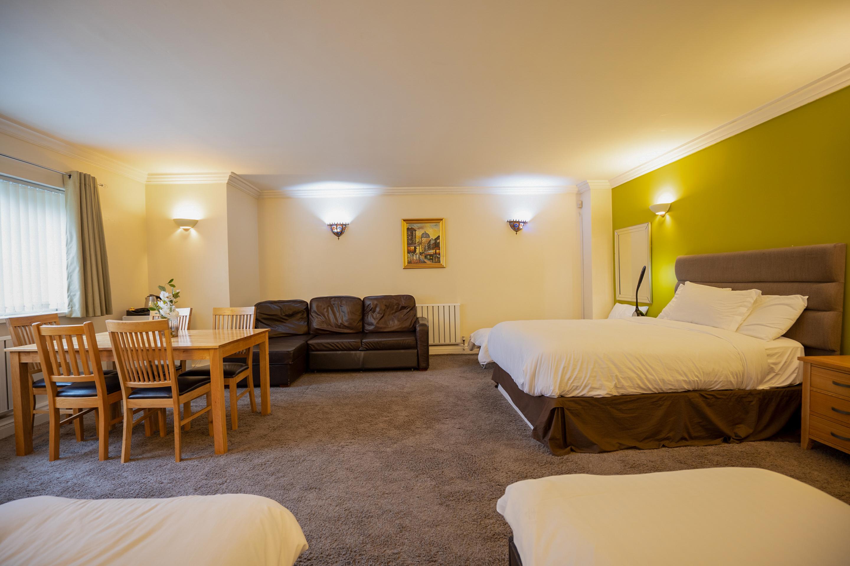 Oyo Oakcroft Guest House Manchester Airport Ringway Eksteriør billede