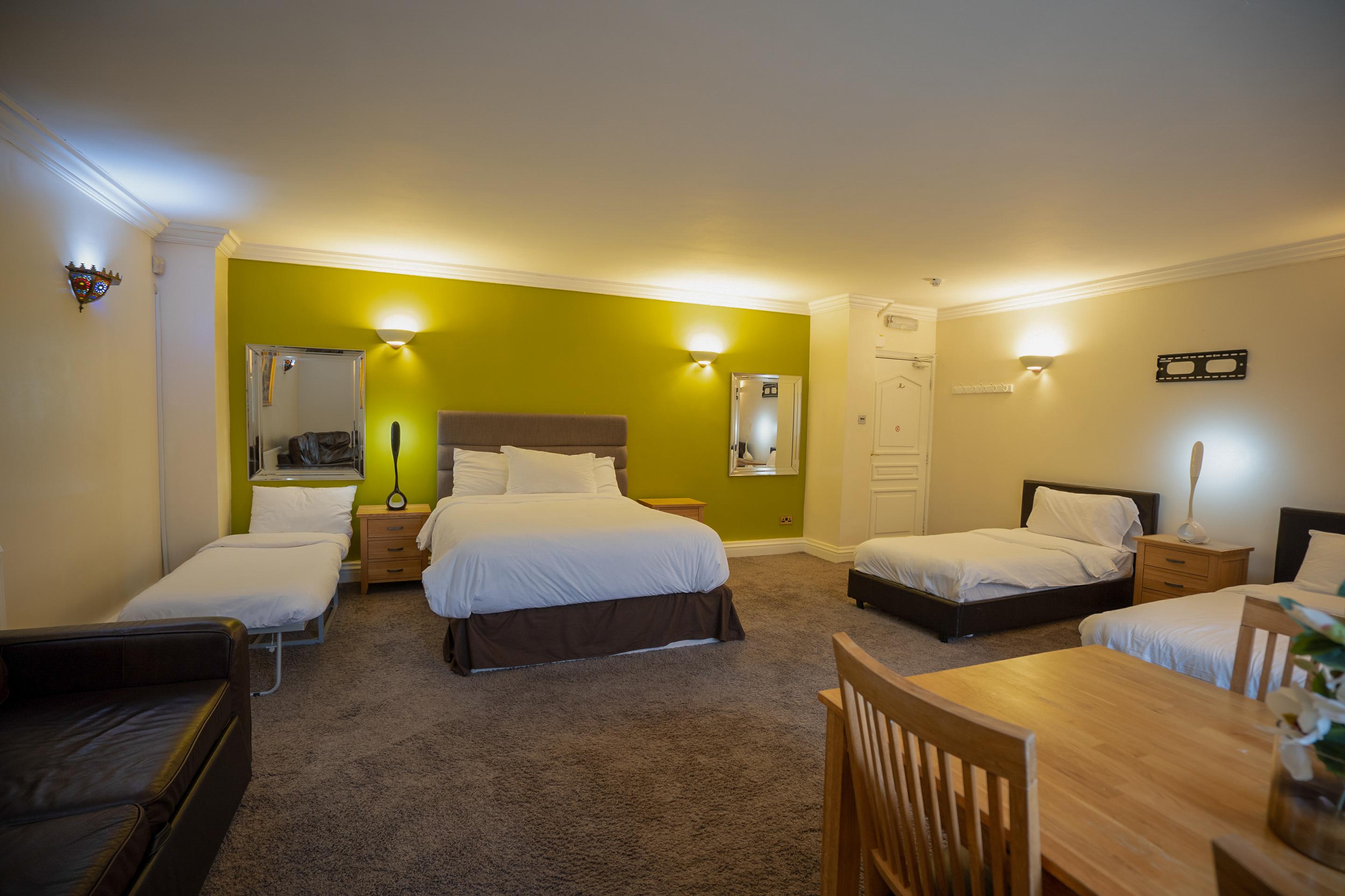 Oyo Oakcroft Guest House Manchester Airport Ringway Eksteriør billede