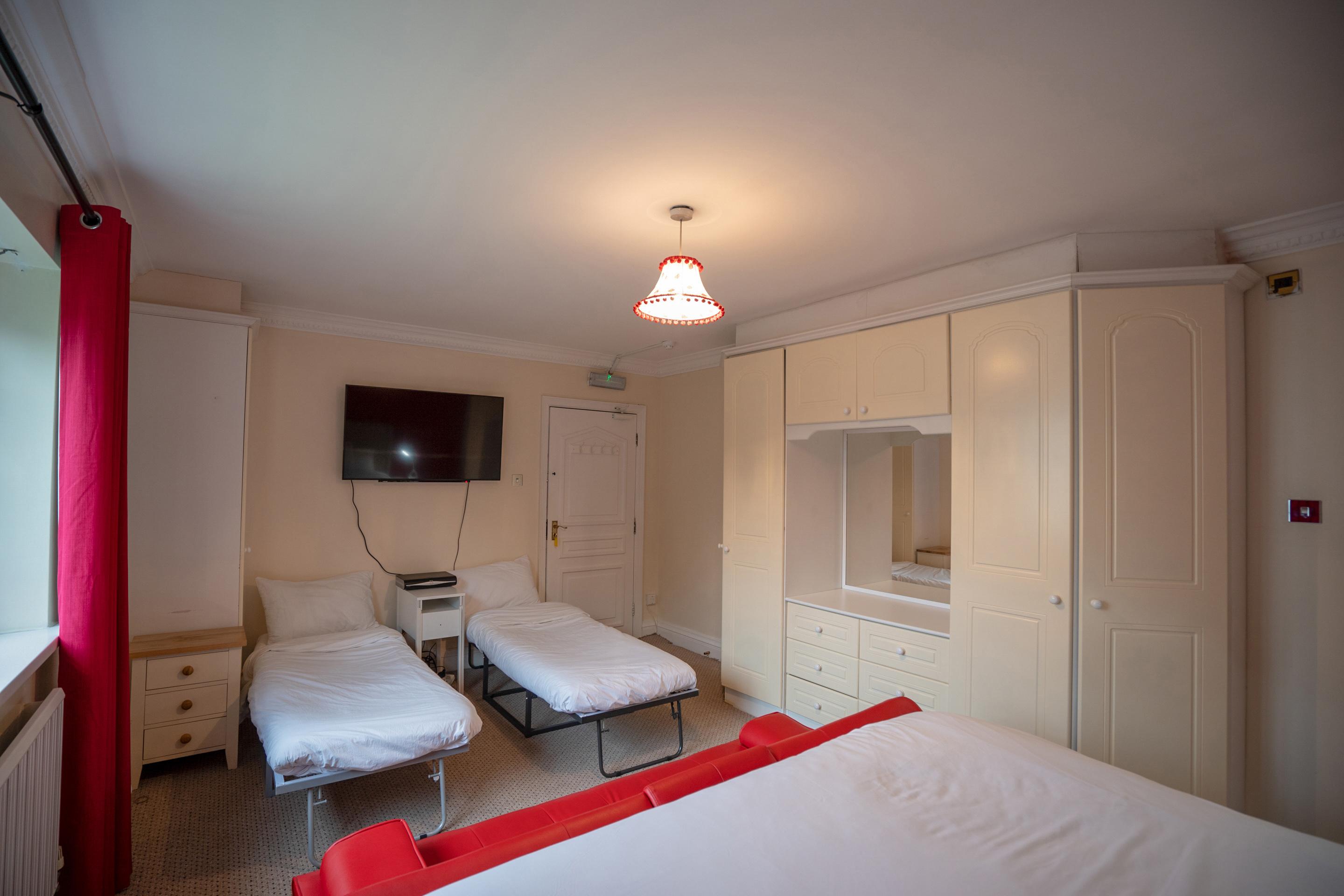 Oyo Oakcroft Guest House Manchester Airport Ringway Eksteriør billede