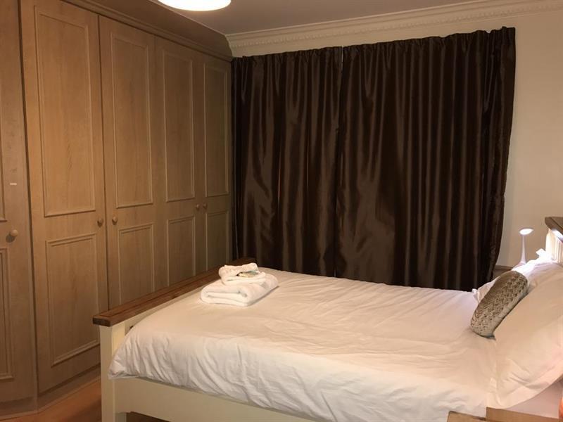 Oyo Oakcroft Guest House Manchester Airport Ringway Eksteriør billede